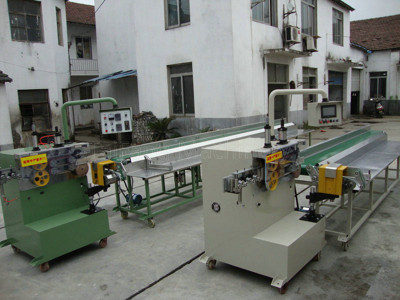 高速裁线机内芯拉伤原因分析